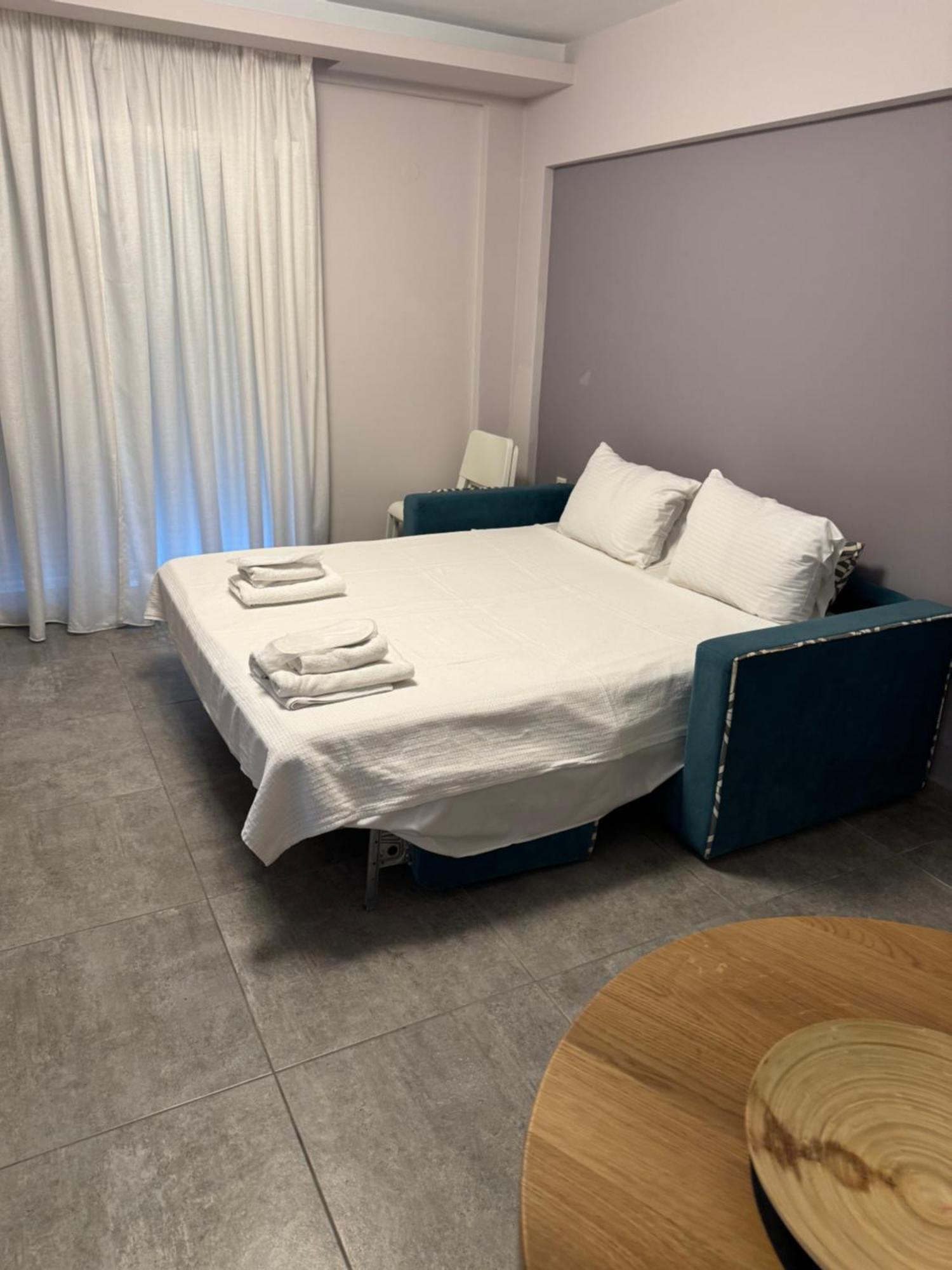 Isalos Suites Nea Peramos (Macedonia) Exterior foto